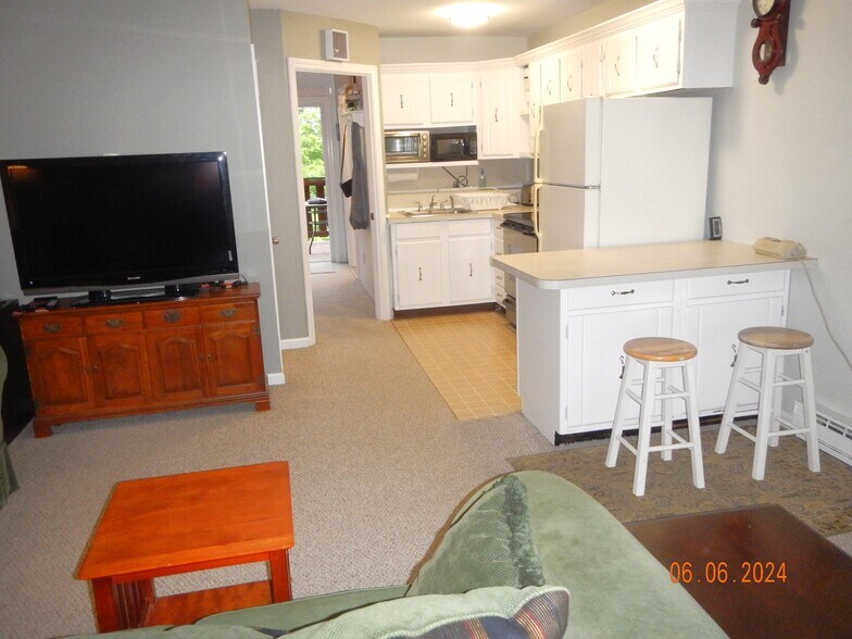 Building Photo - 908 Boston Neck Rd