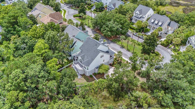 Building Photo - 200 N Ladd Ct