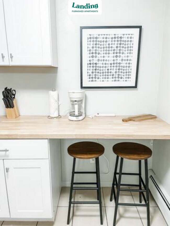 Building Photo - 10022 E Montview Blvd