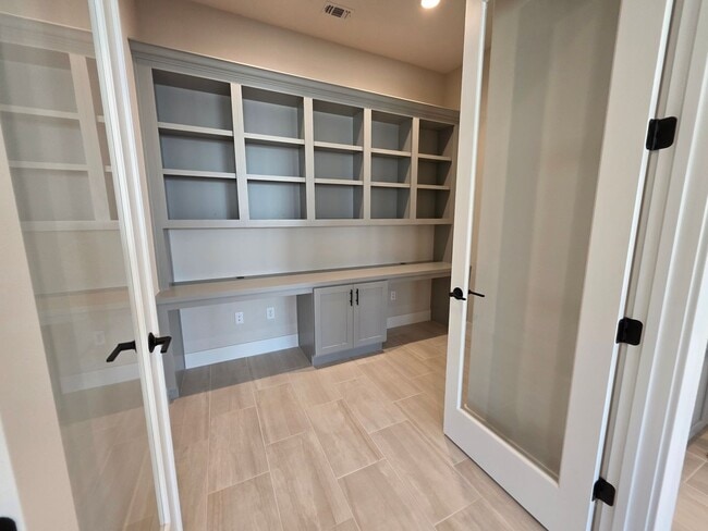 Building Photo - New construction 3 bedroom in Lodi!