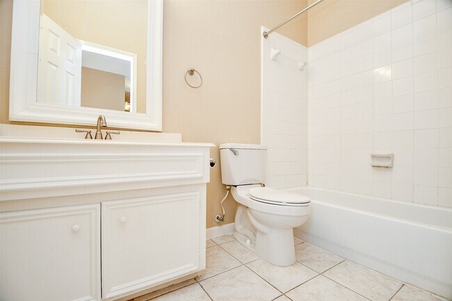 Building Photo - 12307 S Shadow Cove Dr