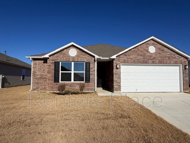 Building Photo - 1004 W Lawton Rd