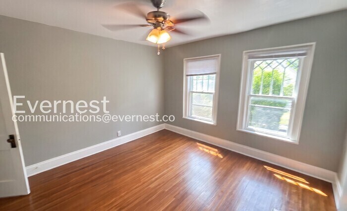 Building Photo - 700 Linwood Ave