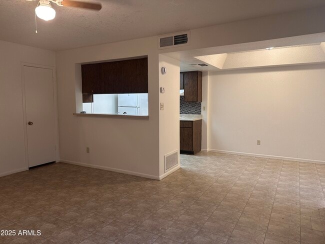 Building Photo - 14013 N 54th Ave
