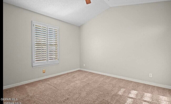 Building Photo - 409 Emerald Bluff Dr