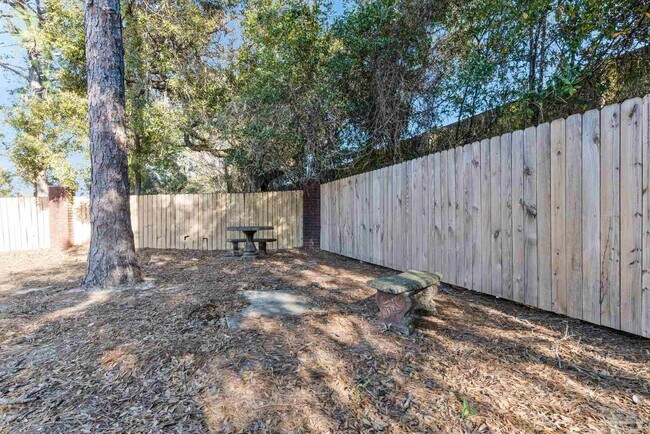 Building Photo - 139 Wildflower Ln