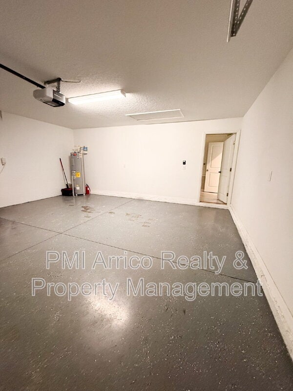 Building Photo - 12903 Wildflower Meadow Dr