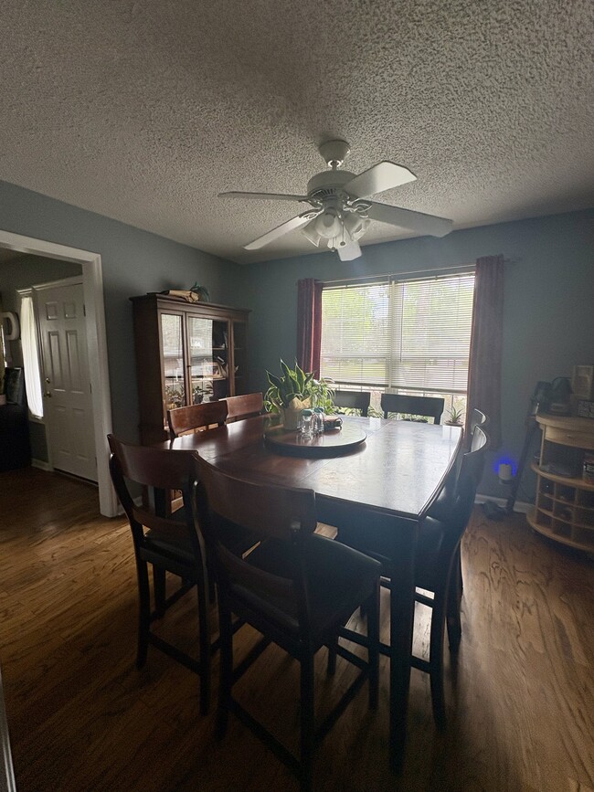 Building Photo - 106 Porter Way