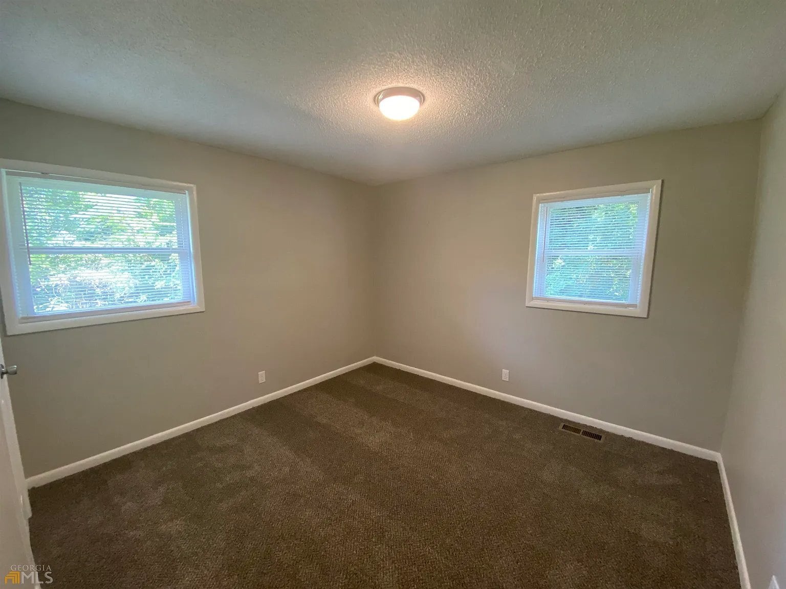 Building Photo - 316 N Pleasant Hill Rd