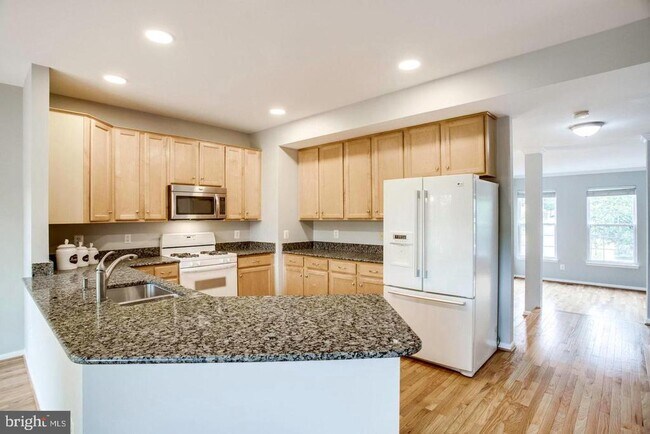 Building Photo - 12476 Casbeer Dr