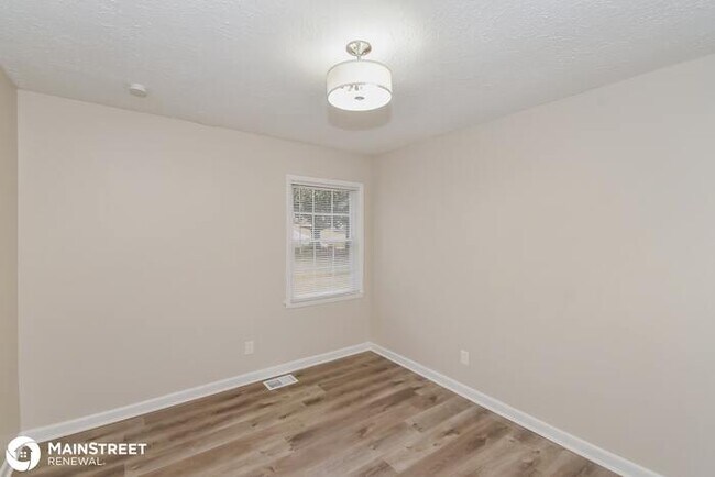 Building Photo - 3190 FERN VALLEY DR SW, MARIETTA, GA 30008