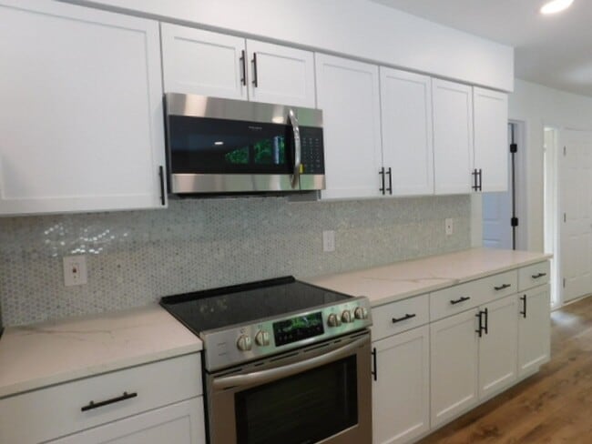 Building Photo - Island home for rent