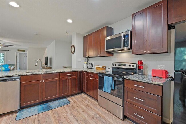 Building Photo - 119 N Kanaio Dr