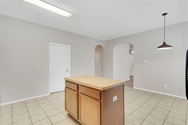 Building Photo - 5712 Country Valley Ln