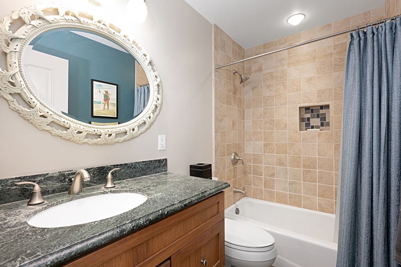 Building Photo - 8172 Manitoba St