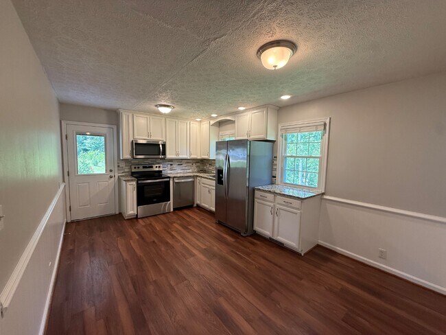 Building Photo - 369 Pleasant Hill Rd