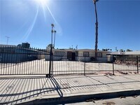 Building Photo - 2204 Isabelle Ave