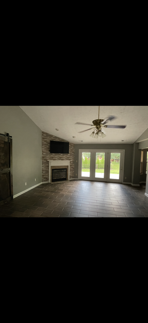 Building Photo - Franklin Twp - 3 BR ranch