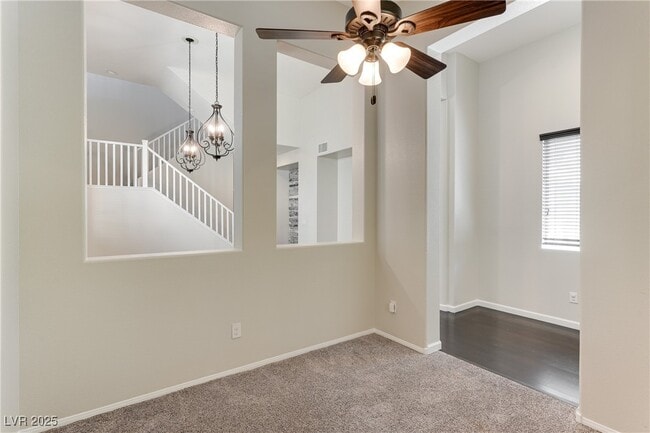 Building Photo - 6632 Ditmars St