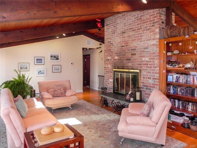 Building Photo - 361 Mill Rd