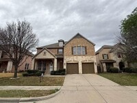 Building Photo - 305 Moonlight Dr