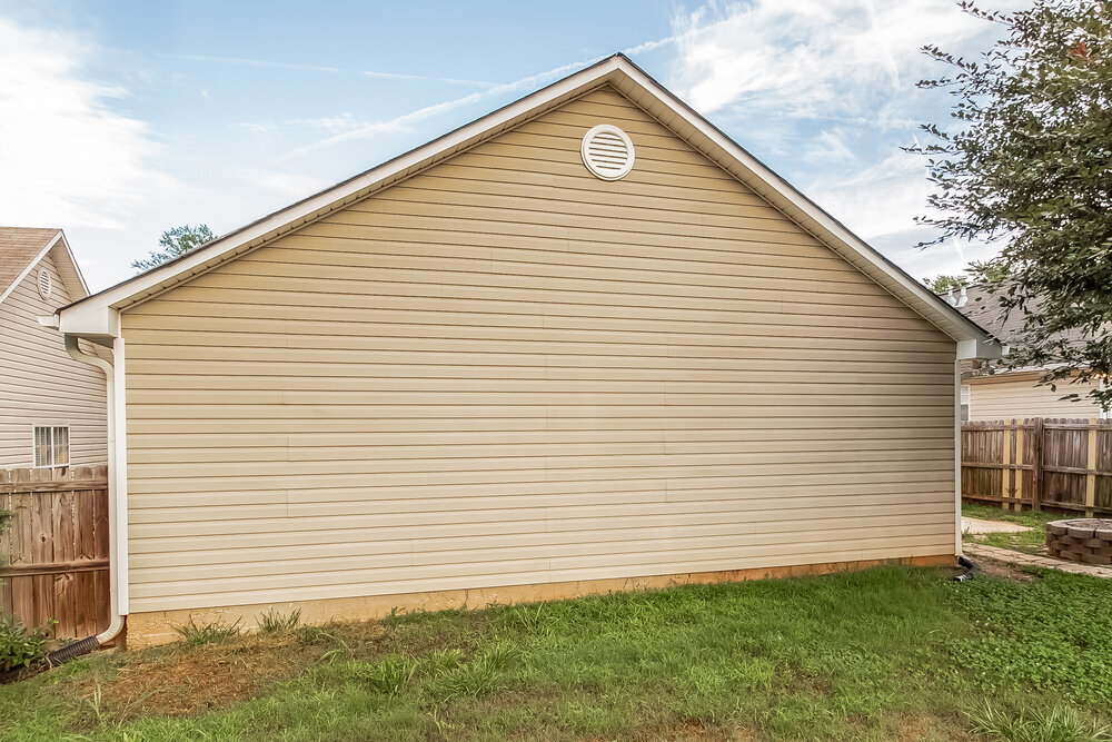 Building Photo - 5035 Yellow Pine Dr