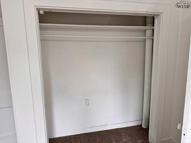 Building Photo - 2209 Talunar Ln