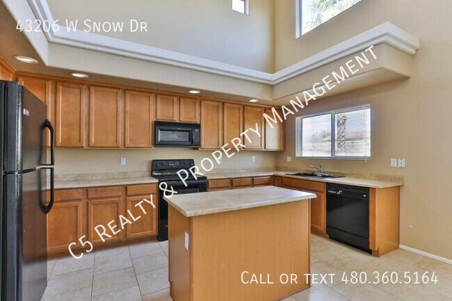 Building Photo - 43206 W Snow Dr