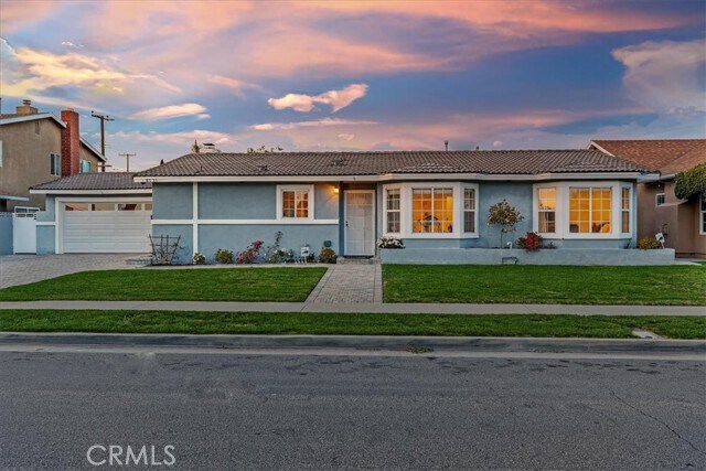Building Photo - 8521 Lamar Dr