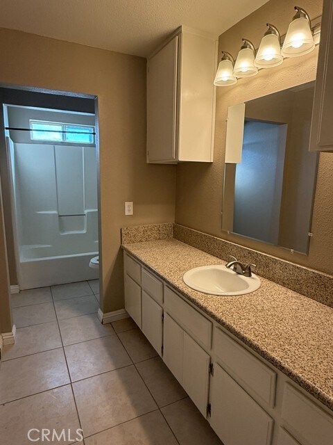 Building Photo - 20157 Carlisle Rd