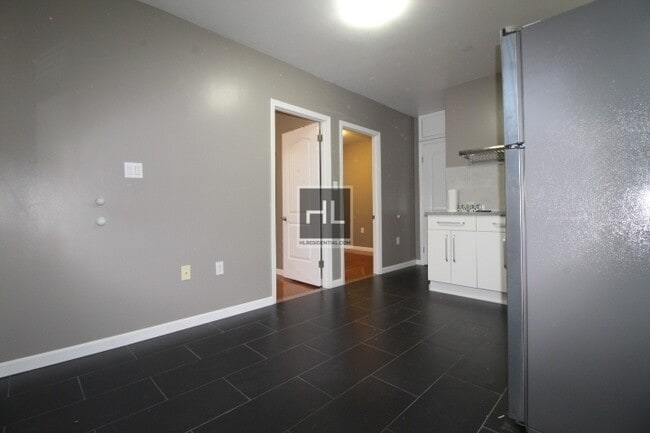 Building Photo - 70 STREET