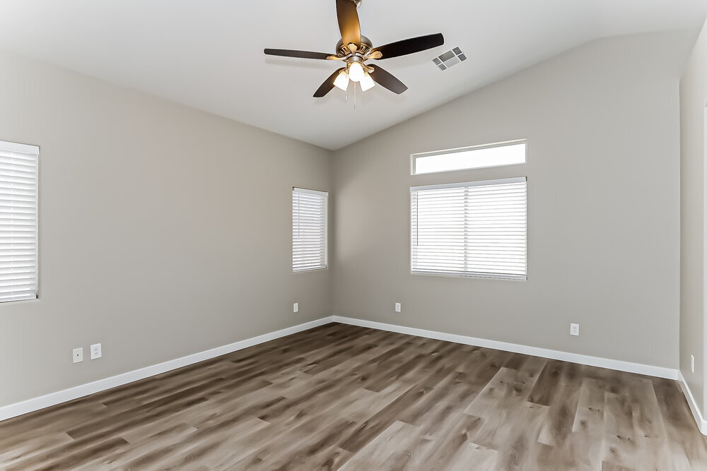 Building Photo - 1935 Tanner Valley Cir