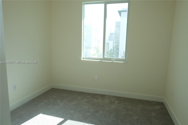 Building Photo - 6416 NW 102nd Ct