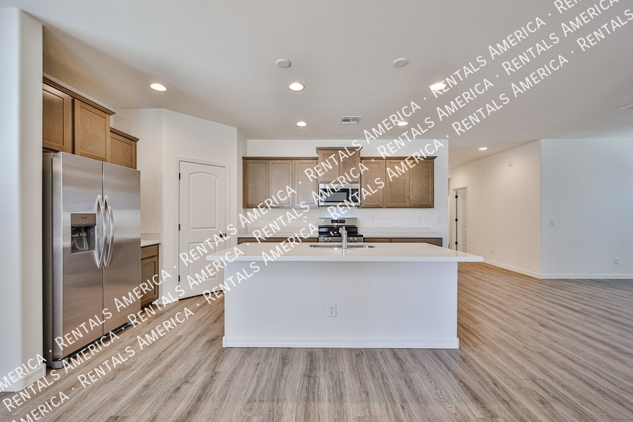 Building Photo - 24144 W Gibson Ln