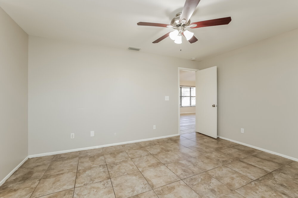 Building Photo - 244 SW 22nd Pl