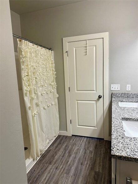 Building Photo - 14328 Peach Tree Dr