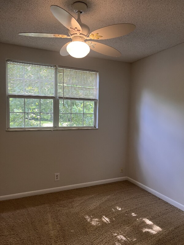 Building Photo - 416 Ocala Ct N