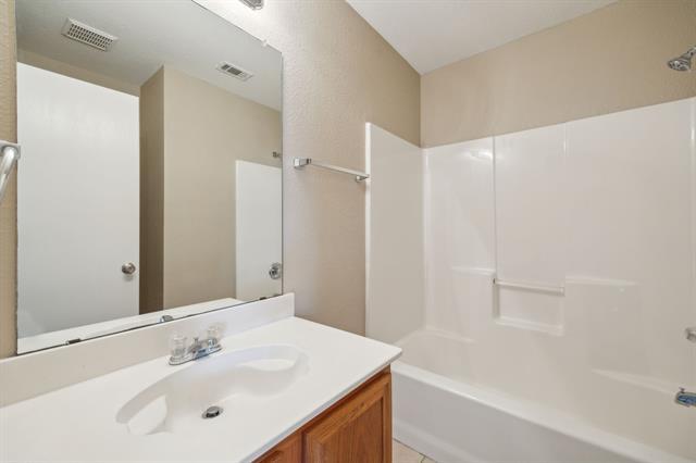 Building Photo - 345 Port O'Conner Dr