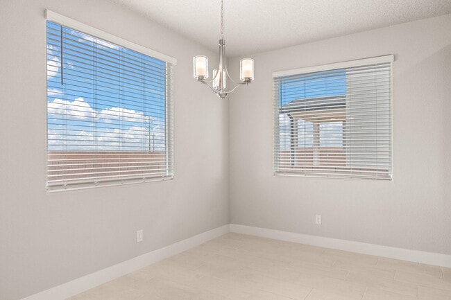 Building Photo - 4022 Silver Springs Road NE