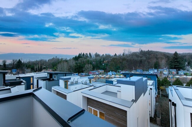 Primary Photo - New Construction Townhouse - 2 Bedroom Columbia City