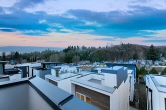 Building Photo - New Construction Townhouse - 2 Bedroom Columbia City