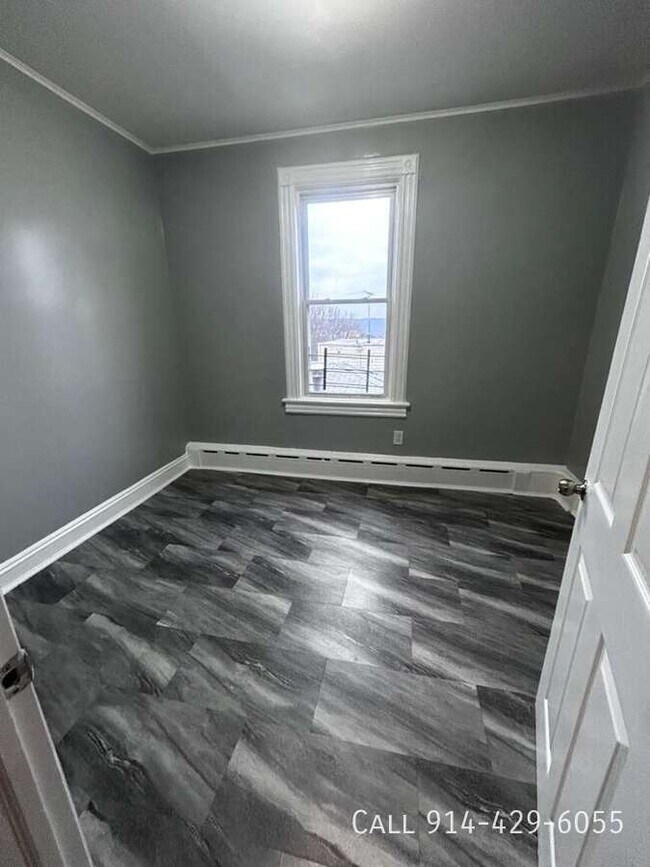 Primary Photo - 34 Garfield St