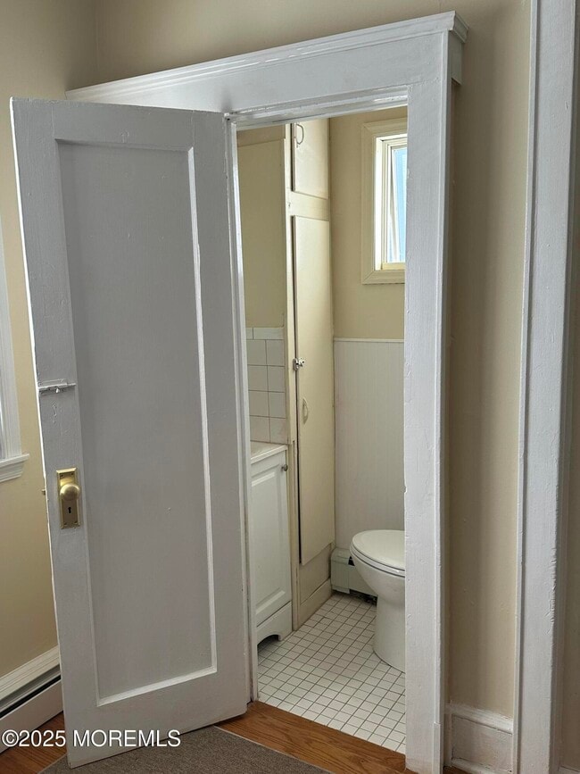 Building Photo - 213 Park Pl Ave