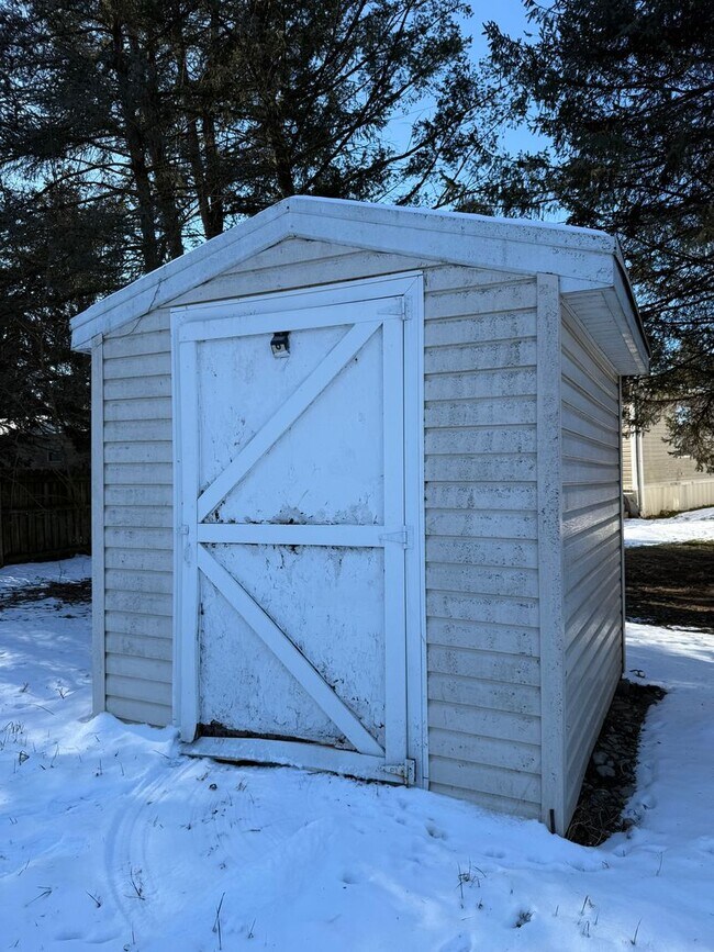 Building Photo - Beautiful 2-Bedroom 1.5 Bathroom Home in Elizabethtown School District!