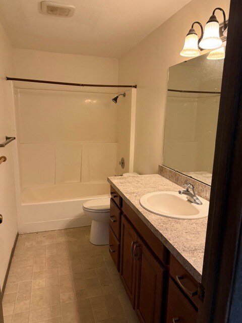 Building Photo - 1410 Hamilton Ave