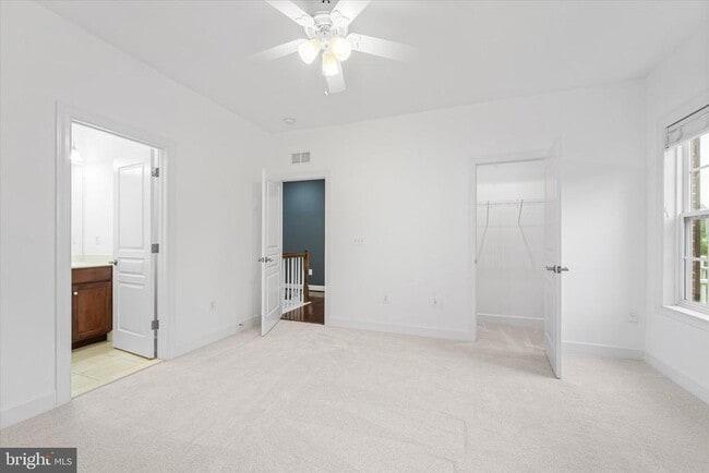 Building Photo - 8901 Hargrove Ct