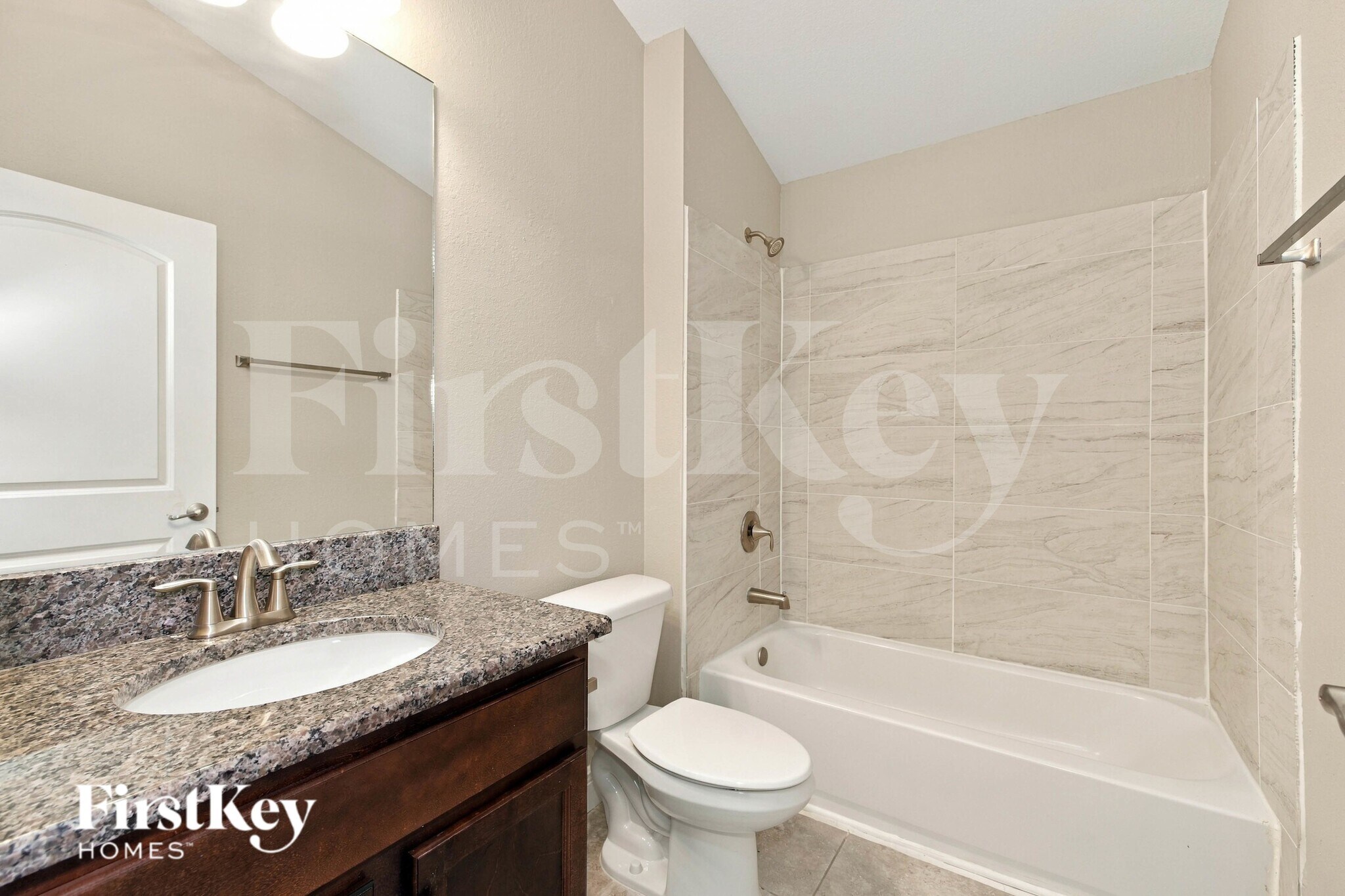 Building Photo - 446 Xingu Ct
