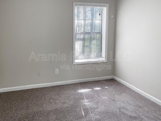 Building Photo - 3930 Cypress Pointe Dr