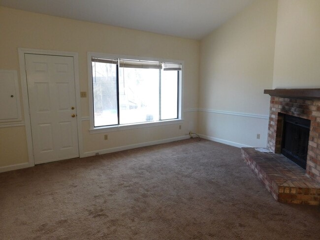 Building Photo - 1507 College Way