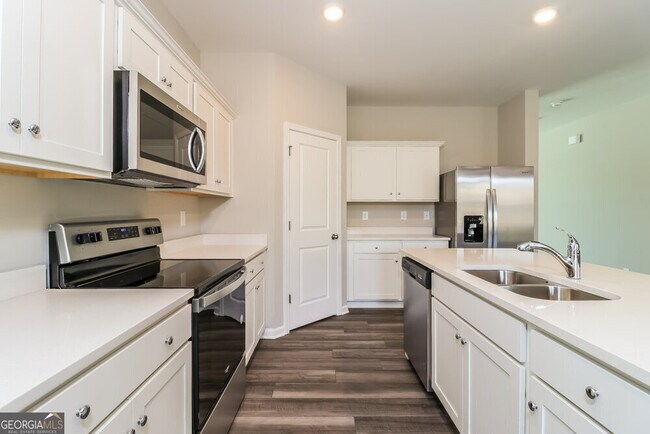 Building Photo - 515 Knightsbridge Ln